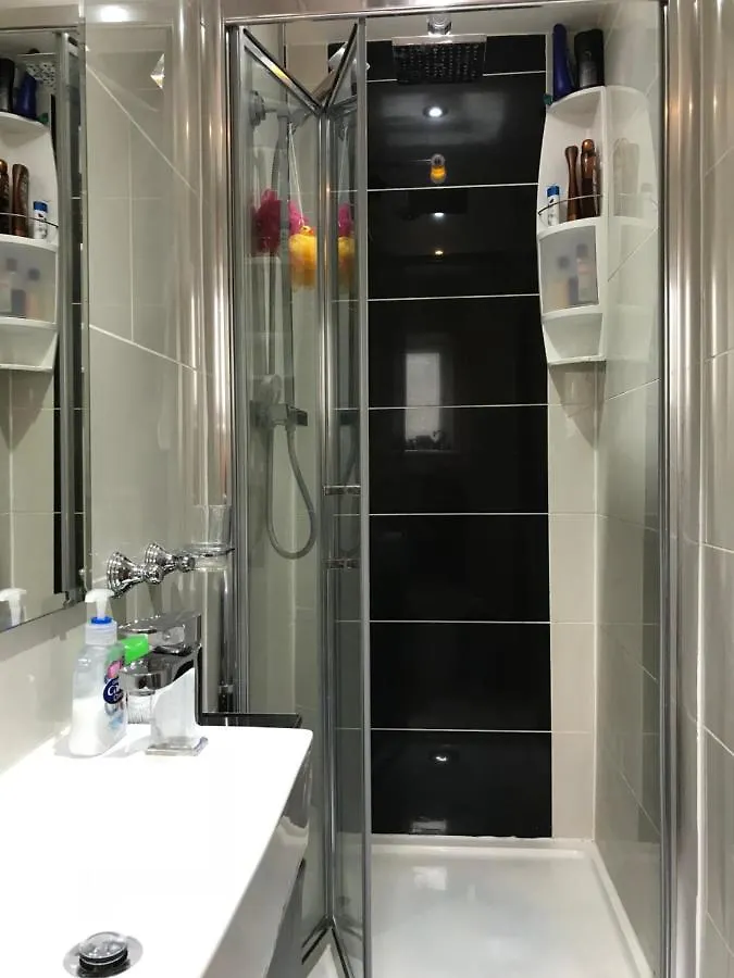 Holiday home Spacious House 15Min To Canary Wharf/O2/Excel/Central London