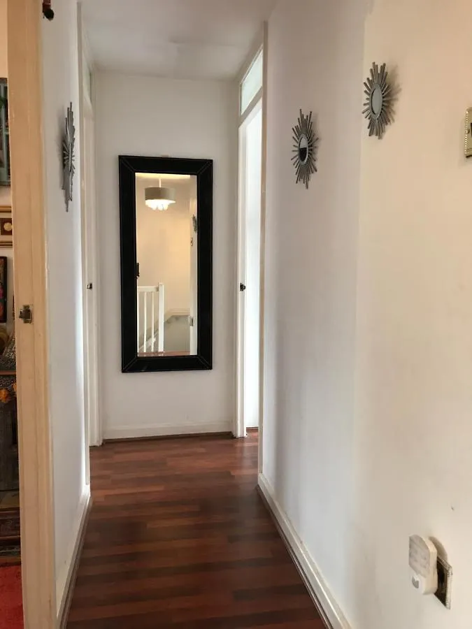 Spacious House 15Min To Canary Wharf/O2/Excel/Central London