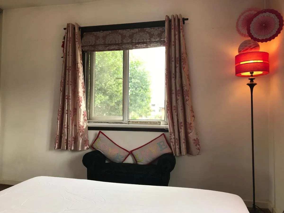 Spacious House 15Min To Canary Wharf/O2/Excel/Central London